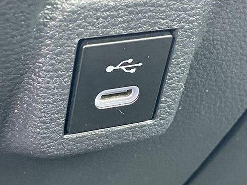 Used 2024 Toyota Corolla LE w/ LE Convenience Package image 18