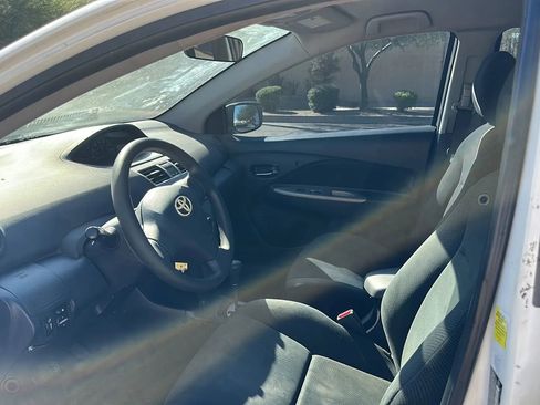 Used 2010 Toyota Yaris Sedan image 24