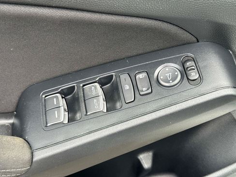Certified 2023 Honda Civic EX image 17