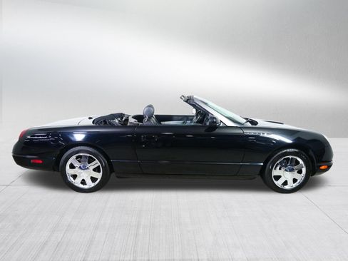 Used 2002 Ford Thunderbird RWD image 8