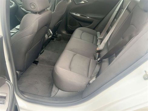 Used 2024 Chevrolet Malibu LT image 24