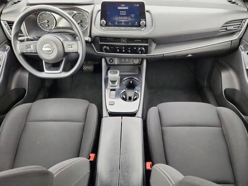 Used 2024 Nissan Rogue S image 14