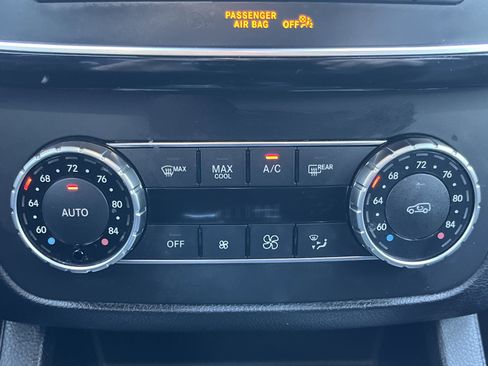 Used 2017 Mercedes-Benz GLS 450 4MATIC image 7