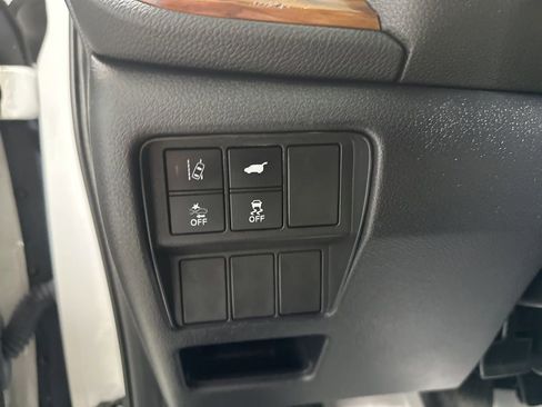 Used 2022 Honda CR-V Touring image 16