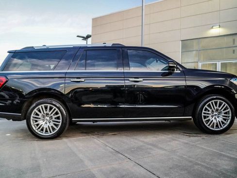 Used 2022 Ford Expedition Max Limited AWD/4WD image 6