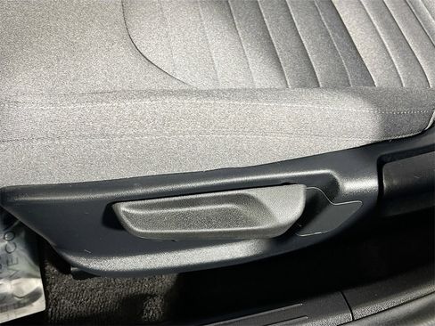 Used 2025 Kia K4 EX image 18