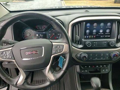 Certified 2022 GMC Canyon Denali image 28