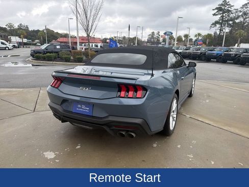 Used 2025 Ford Mustang GT Premium image 9