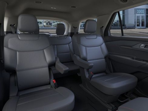 New 2026 Ford Explorer Active AWD/4WD image 17