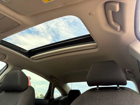 Certified 2024 Honda Accord EX image 22