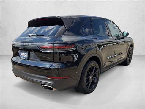 Used 2021 Porsche Cayenne AWD/4WD image 5