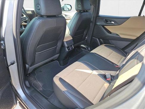 New 2026 Chevrolet Equinox ACTIV image 11