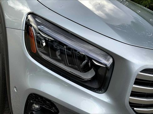 Certified 2026 Mercedes-Benz GLB 250 4MATIC image 17