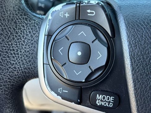 Used 2013 Toyota Camry LE FWD image 10