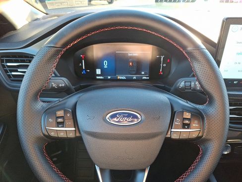 Used 2025 Ford Escape ST-Line w/ Tech Pack #1 image 19
