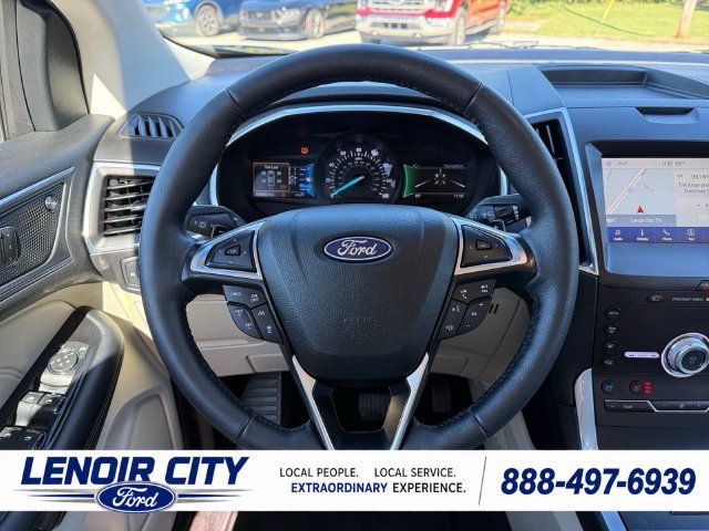 Certified 2020 Ford Edge Titanium w/ Equipment Group 301A AWD/4WD image 16