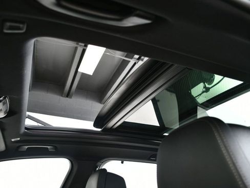 Used 2025 BMW X5 xDrive40i w/ Executive Package image 6