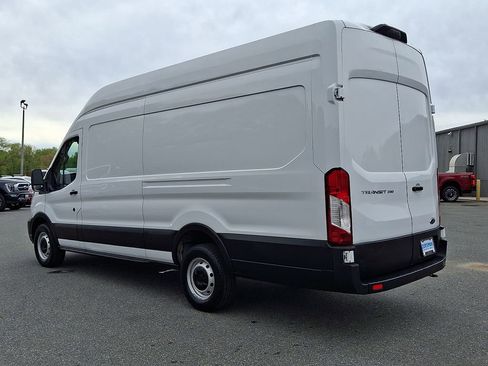 Used 2023 Ford Transit 250 148 High Roof Extended RWD image 4