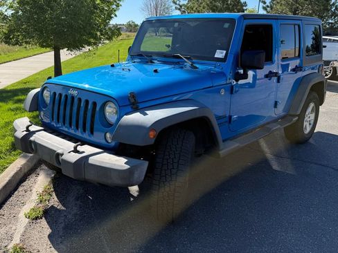 Used 2015 Jeep Wrangler Unlimited Sport w/ Quick Order Package 24S AWD/4WD image 2