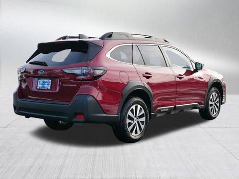 Certified 2025 Subaru Outback Premium image 7