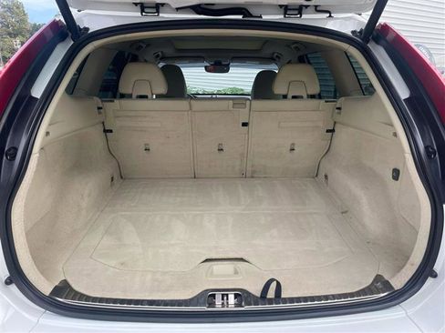 Used 2015 Volvo XC60 T5 w/ Protection Package image 17