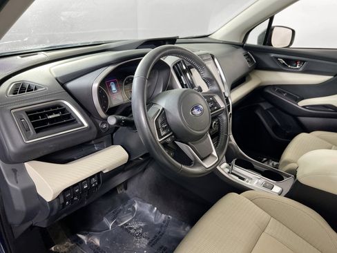 Used 2022 Subaru Ascent Premium w/ Convenience Package image 9