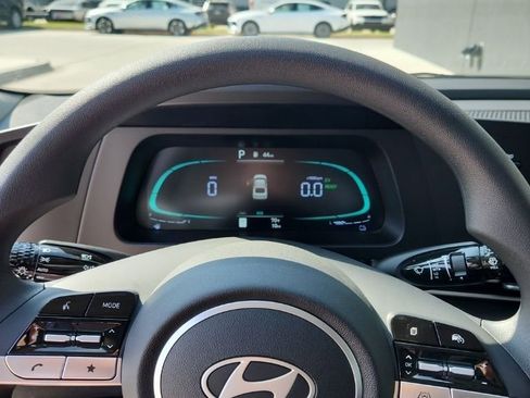 New 2026 Hyundai Elantra Hybrid FWD image 10