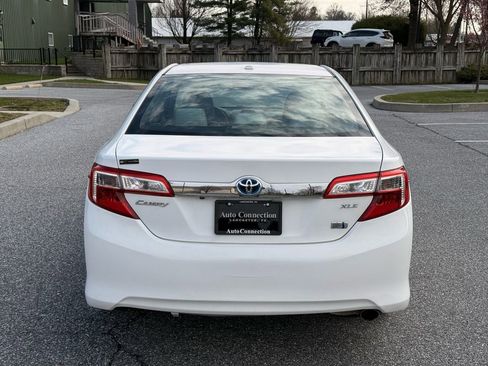 Used 2012 Toyota Camry XLE w/ Leather Pkg image 7