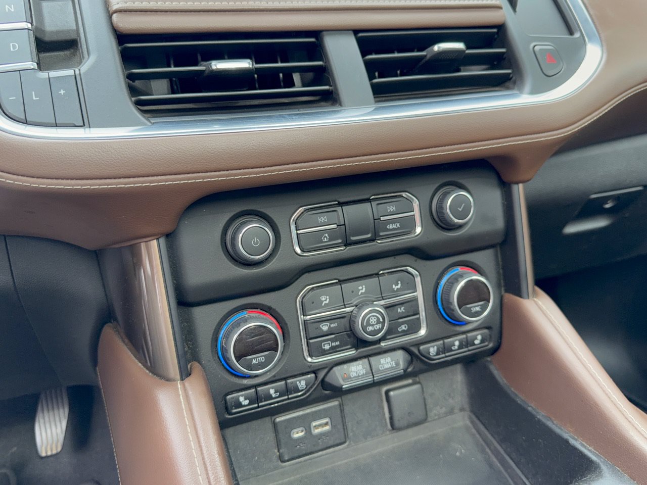 Used 2021 Chevrolet Tahoe High Country AWD/4WD image 22
