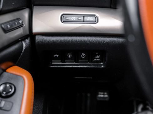 Used 2020 Nissan Maxima Platinum w/ Reserve Package FWD image 37