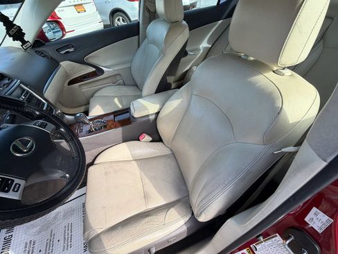 Used 2013 Lexus IS 250 w/ Premium Pkg Value Edition RWD image 12