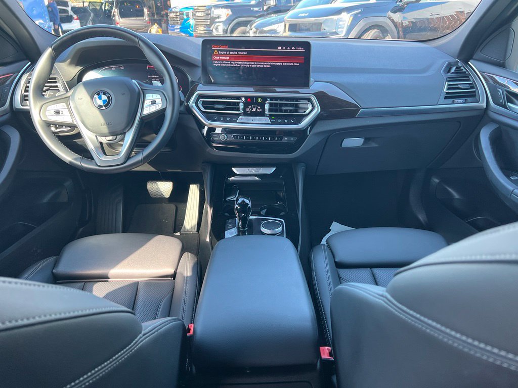 Used 2025 BMW X4 xDrive30i AWD/4WD image 10