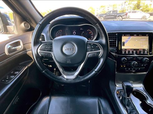 Used 2021 Jeep Grand Cherokee Limited image 5