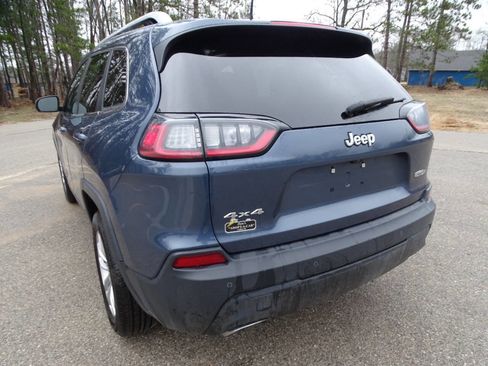 Used 2019 Jeep Cherokee Latitude Lux w/ Comfort & Convenience Group AWD/4WD image 9