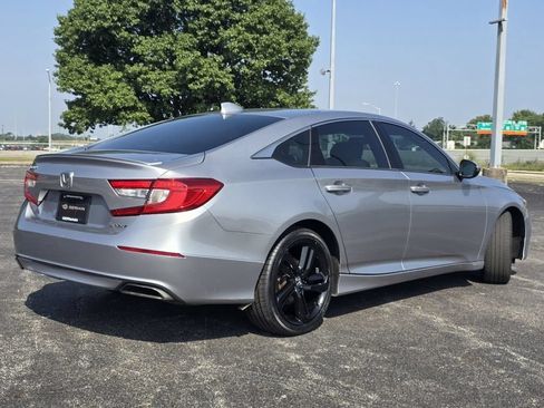 Used 2019 Honda Accord Sport image 14