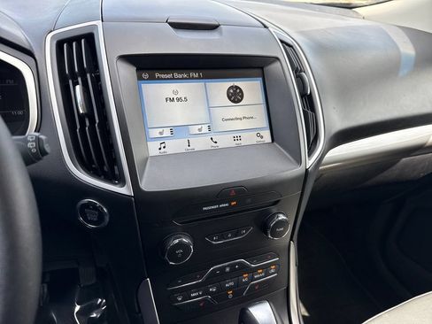 Used 2018 Ford Edge SEL w/ Equipment Group 201A FWD image 17