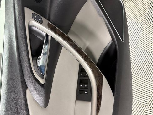 Used 2013 Buick Verano FWD image 9