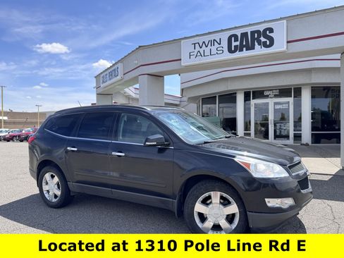Used 2011 Chevrolet Traverse LT w/ Personal Connectivity Package AWD/4WD image 1