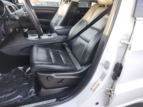 Used 2015 Jeep Grand Cherokee Summit w/ Platinum Series Group image 27