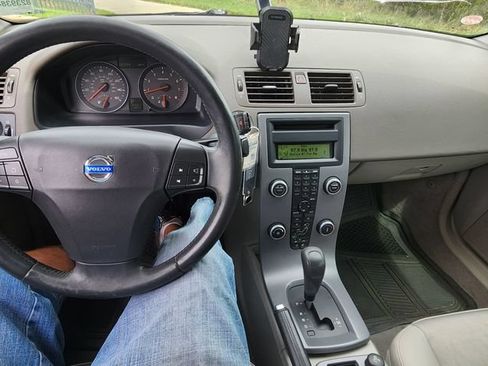 Used 2008 Volvo S40 2.4i FWD image 4