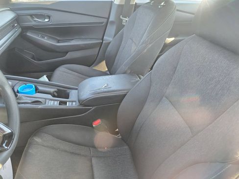 Used 2023 Honda Accord EX image 19