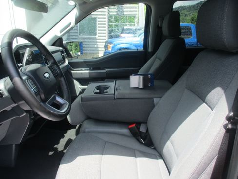 Used 2025 Ford F150 XLT w/ Equipment Group 301A Standard AWD/4WD image 16