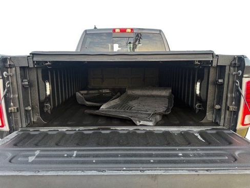 Used 2017 RAM 1500 Laramie w/ Convenience Group image 34