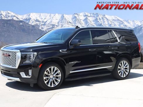 Used 2024 GMC Yukon Denali w/ Advanced Technology Package AWD/4WD image 1