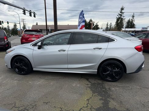 Used 2016 Chevrolet Cruze Premier image 4