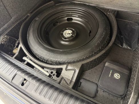 Used 2013 Volkswagen Tiguan SE image 72