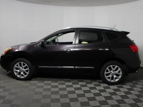 Used 2012 Nissan Rogue SL image 4