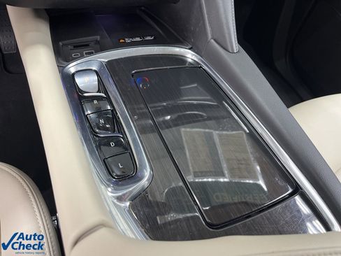 Certified 2023 Buick Enclave Essence image 28