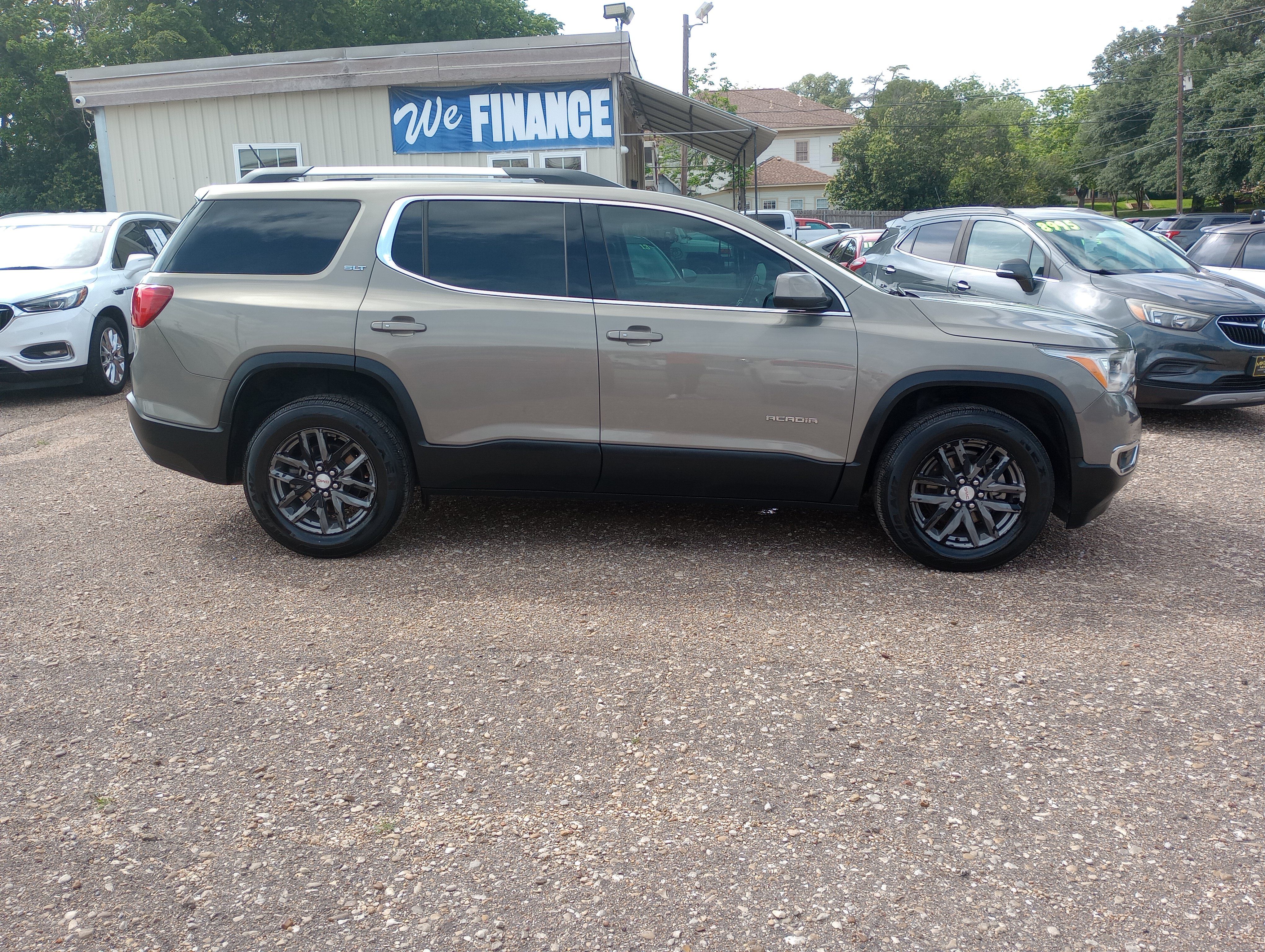 Used 2019 GMC Acadia SLT FWD image 8