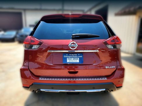 Used 2019 Nissan Rogue SL w/ Premium Package AWD/4WD image 13